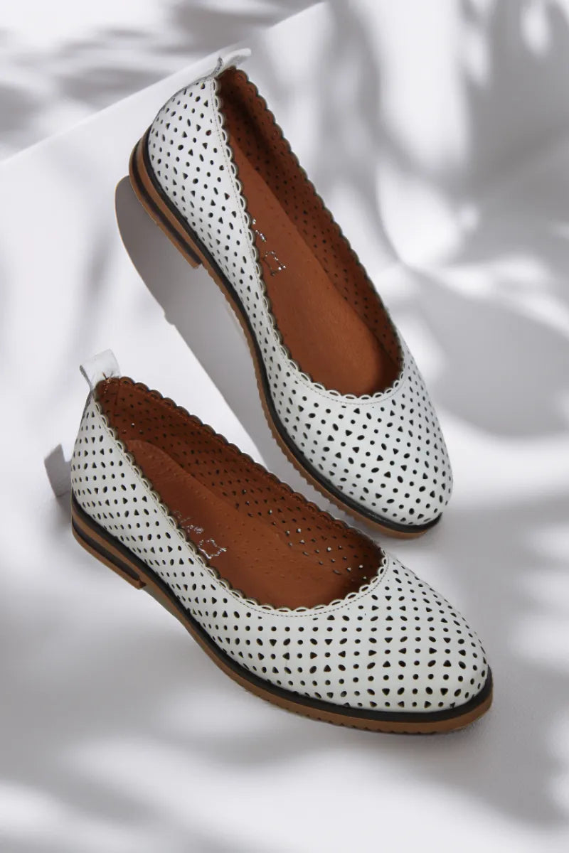 Balerini piele naturala Ediz Alb image 0