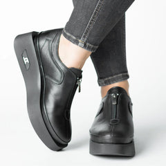 Women's casual shoes with zipper Black elegant natural leather Sinergie