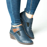 Ghete cu bareta Bleumarin de dama din piele naturala Camel