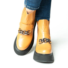 Ghete scurte dama cu platforma si imblanite Galben din piele naturala Brussels