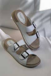 Papuci piele naturala Lucida alba