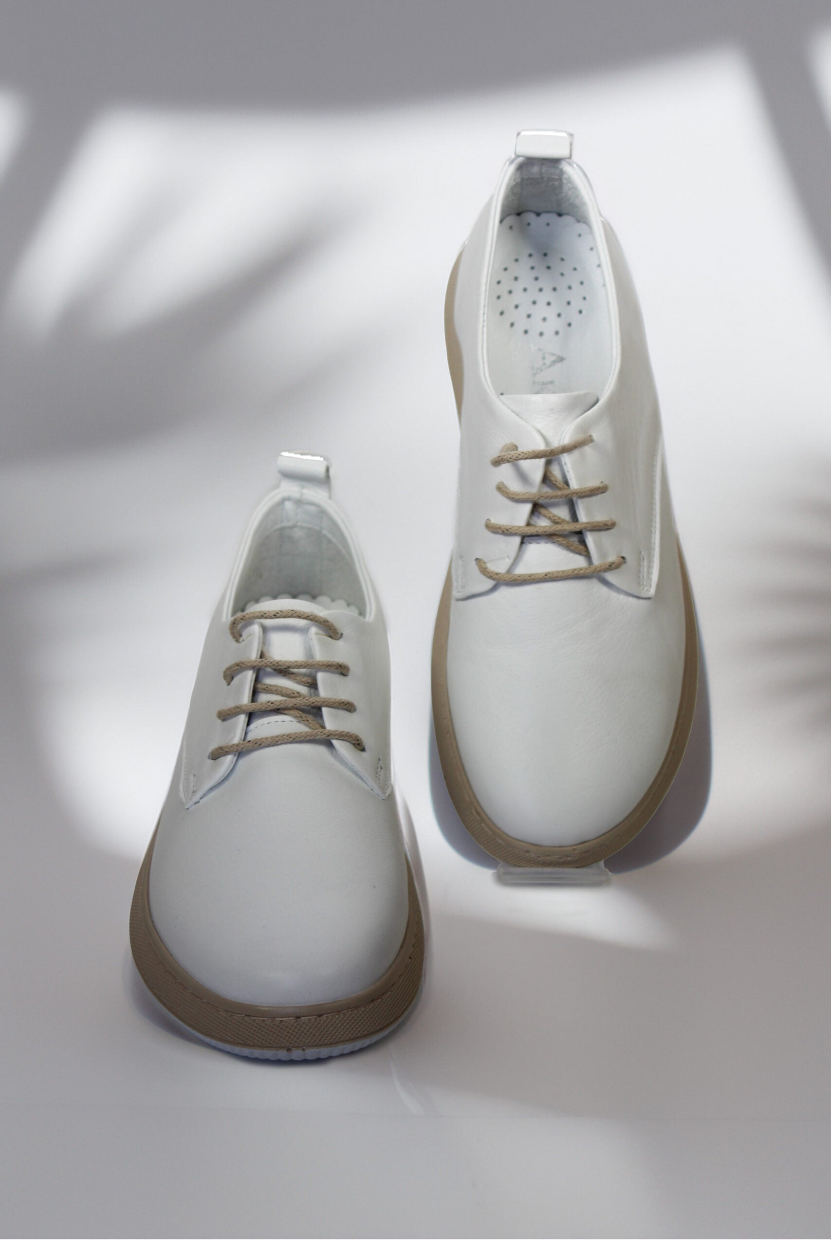 Pantofi piele naturala Colin Alb image 2