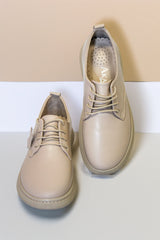 Elegant women's casual shoes made of natural leather Colin Beige