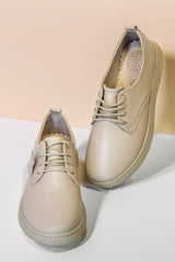 Elegant women's casual shoes made of natural leather Colin Beige