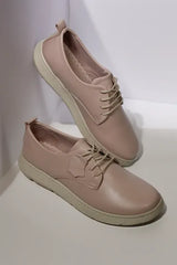 Elegant women's casual shoes made of natural leather Colin Powder Pink