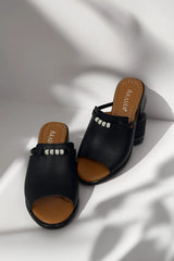 Papuci tip sandale cu toc piele naturala Viva cu accesorii Negru