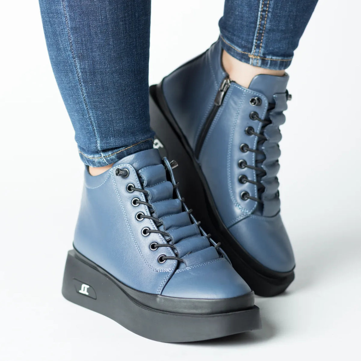 Ghete cu fermoar Albastru Jeans la glezna de dama din piele naturala Belora
