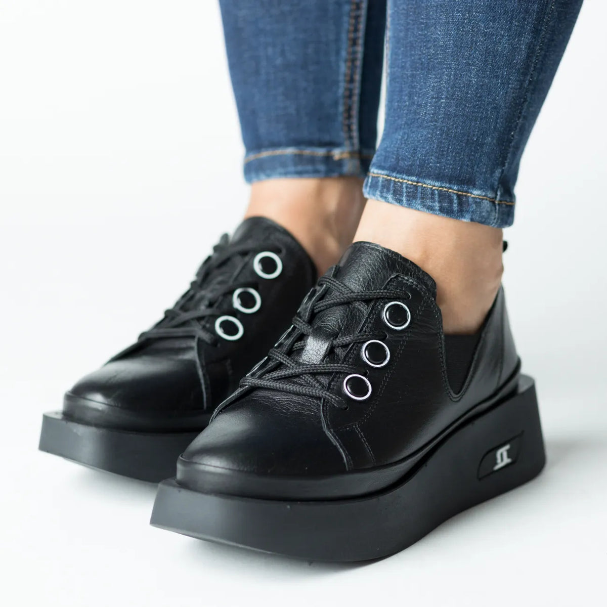 Pantofi casual dama cu siret Negru eleganta din piele naturala Boomerang