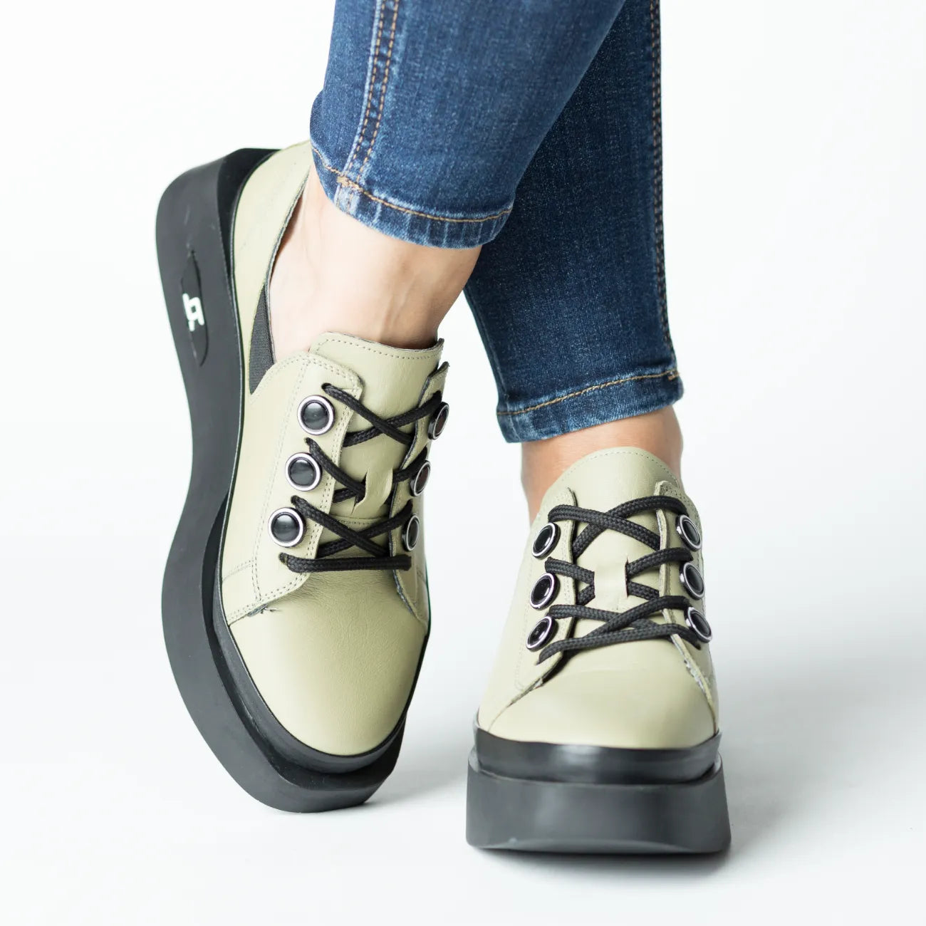 Pantofi casual dama cu siret Verde Fistic eleganta din piele naturala Boomerang