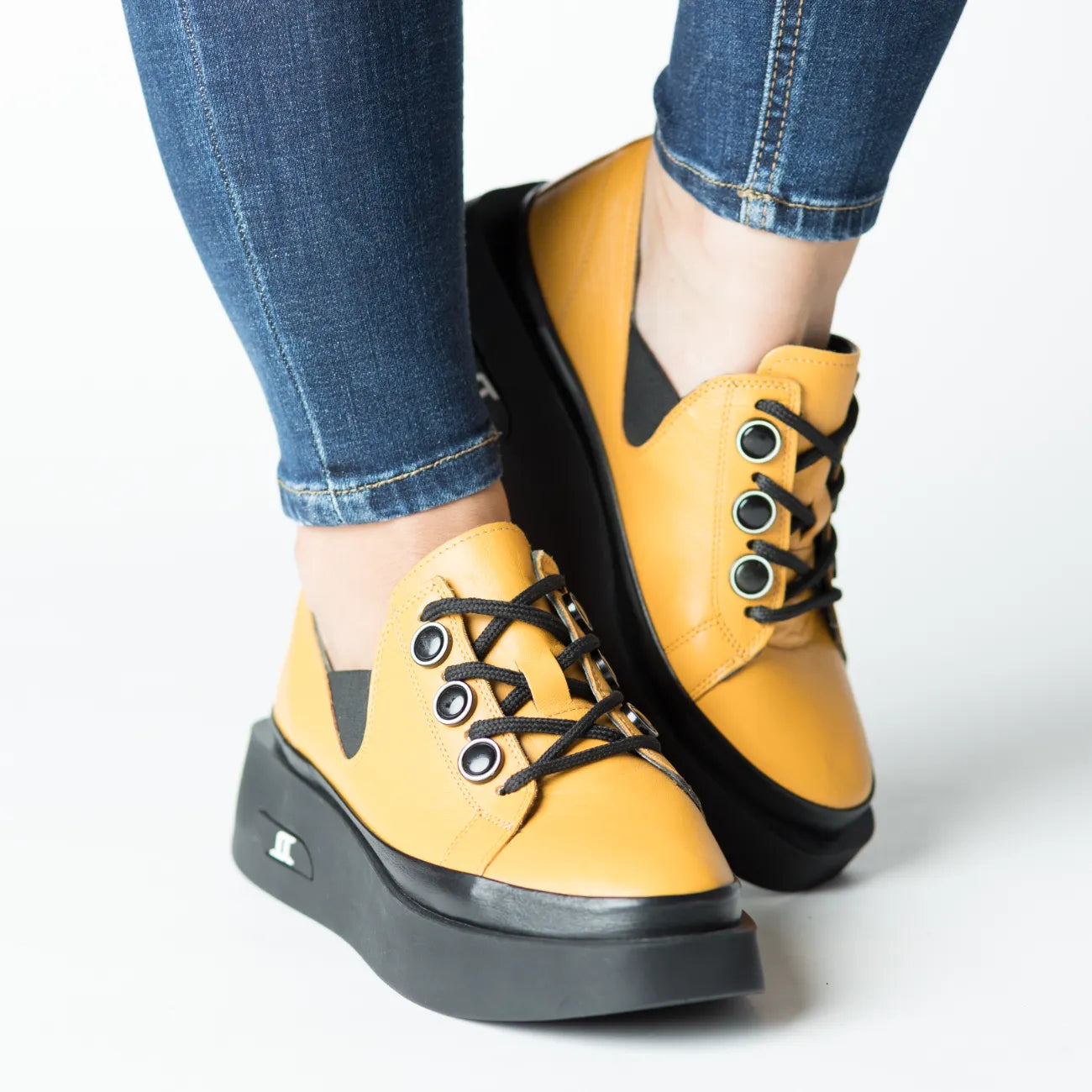 Pantofi casual dama cu siret Galben Mustar eleganta din piele naturala Boomerang