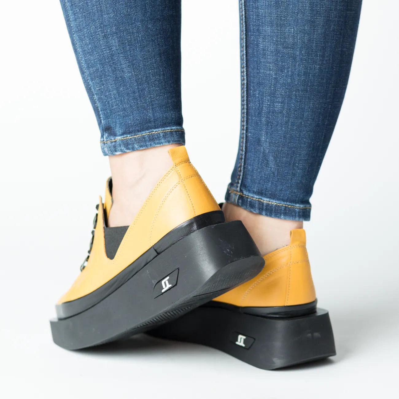 Pantofi casual dama cu siret Galben Mustar eleganta din piele naturala Boomerang