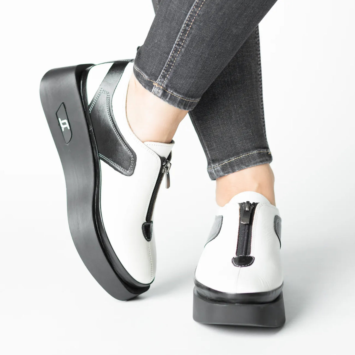 Pantofi casual dama cu fermoar Off Alb eleganta din piele naturala Sinergie