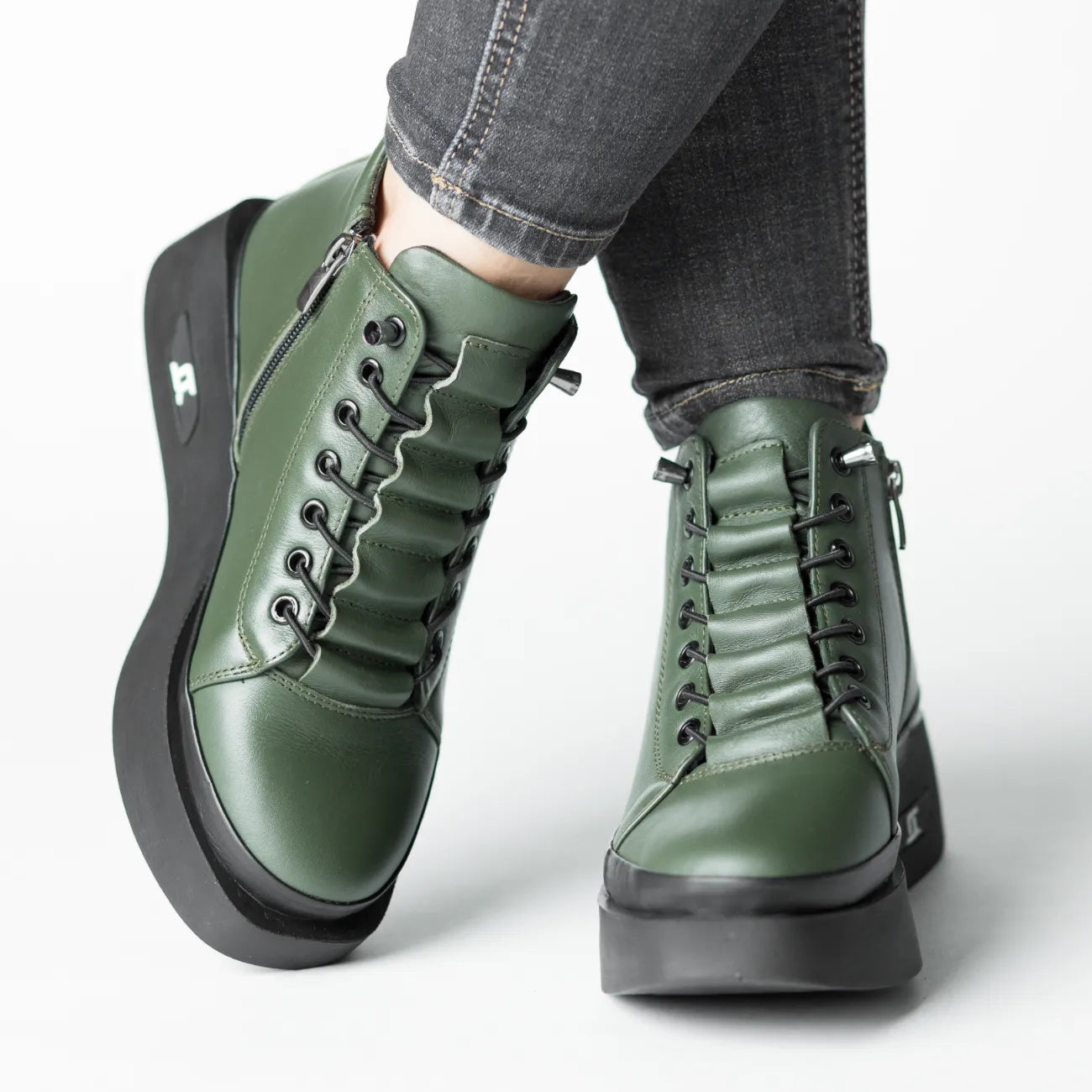 Ghete cu fermoar Verde Kaki la glezna de dama din piele naturala Belora