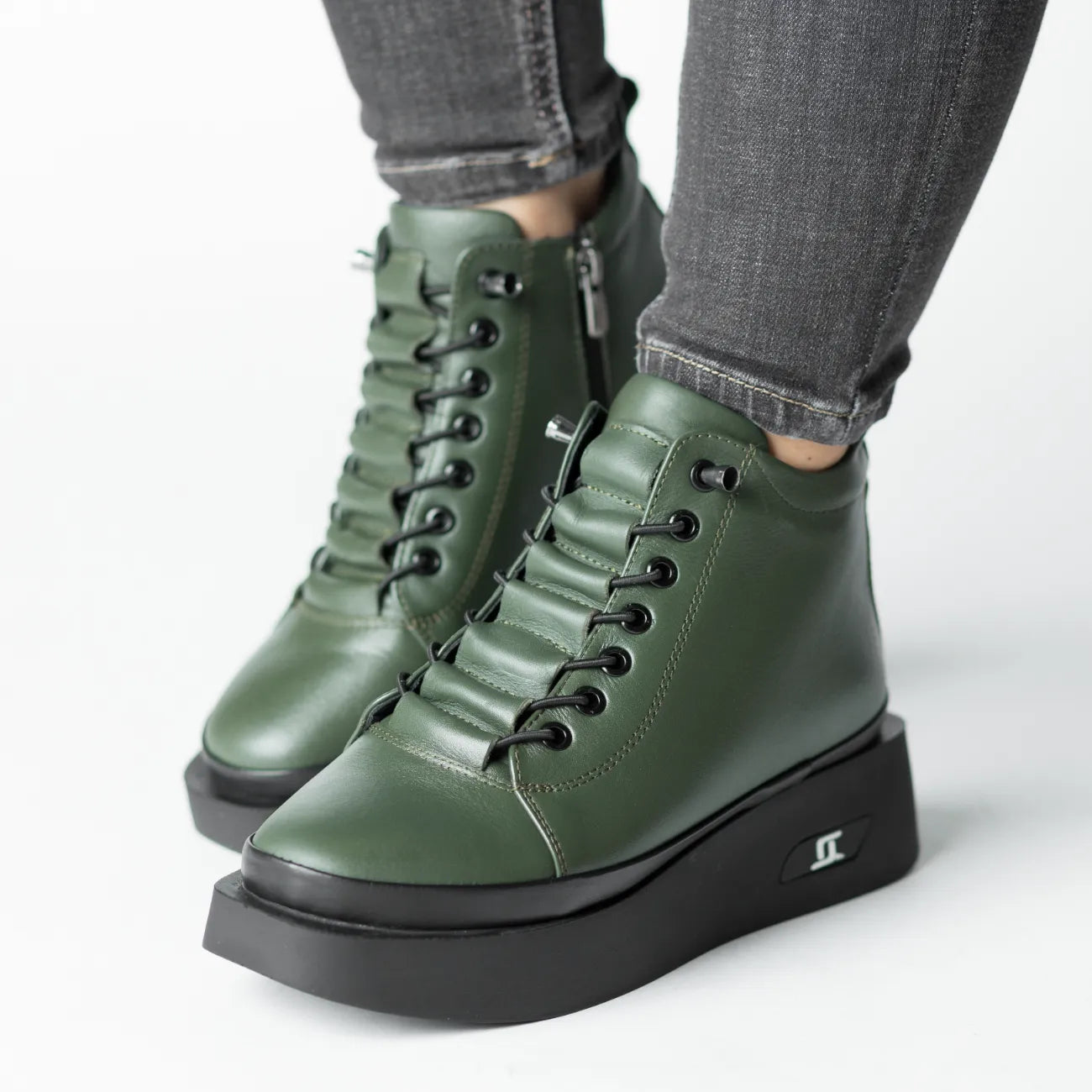 Ghete cu fermoar Verde Kaki la glezna de dama din piele naturala Belora