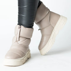Women's Cream Snow Boots with Zipper Made of Genuine Leather Fluffy