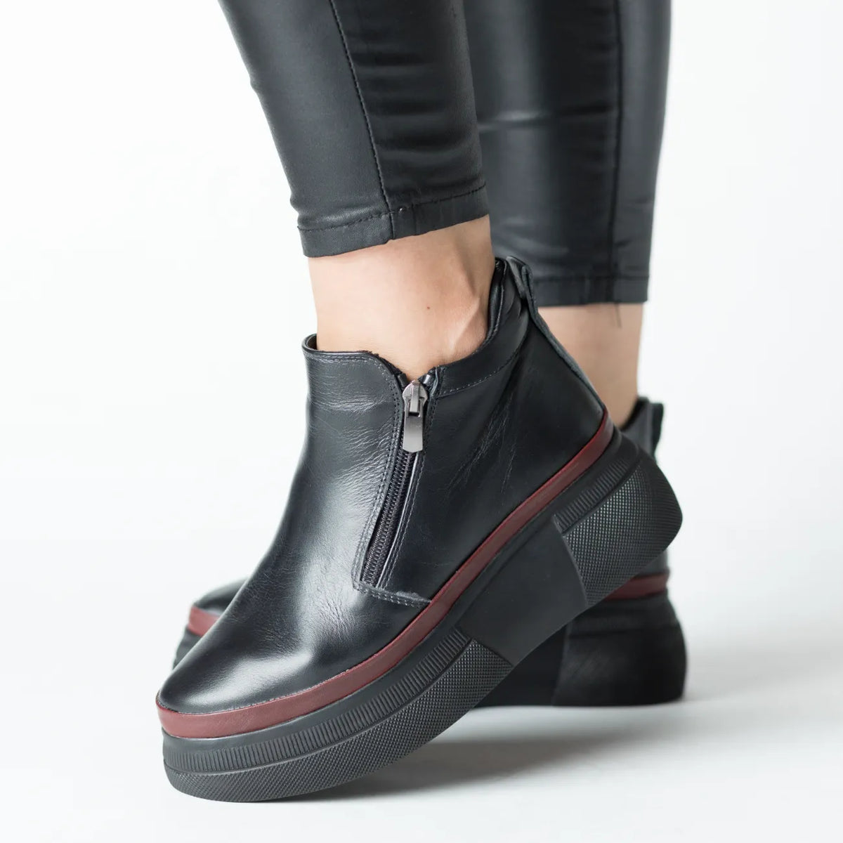 Botine de iarna eleganta, Ghete cu fermoar la glezna de dama din piele naturala Neagra Sky