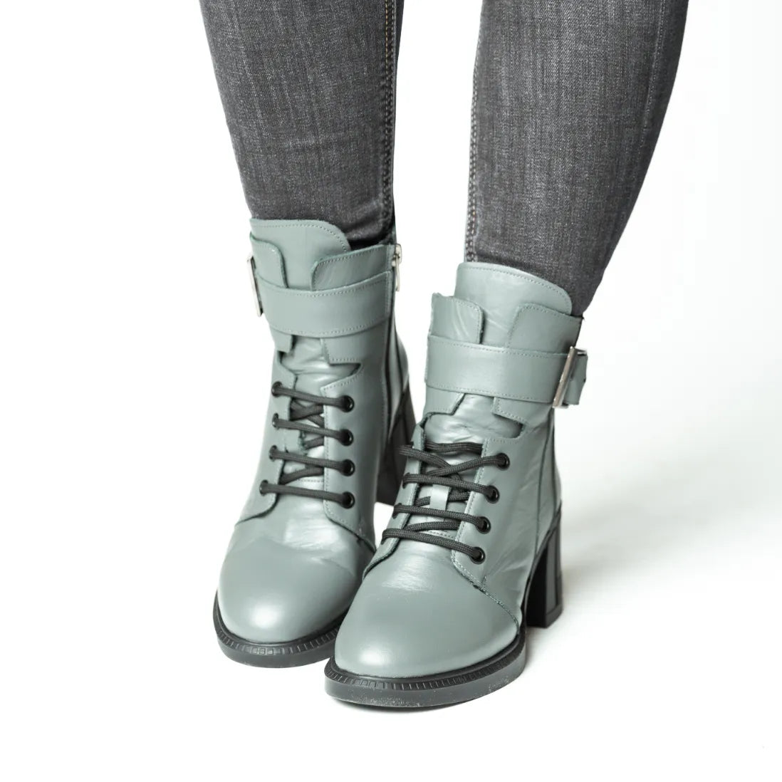 Botine cu toc Gri insertie elastica frontala de dama din piele naturala Dalmatian