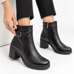 Botine dama Geneva din piele naturala neagra, cu toc gros de 7 cm si bareta laterala cu catarama metalica