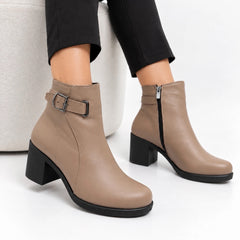 Botine dama Geneva din piele naturala khaki bej, cu toc gros de 7 cm si bareta laterala cu catarama metalica