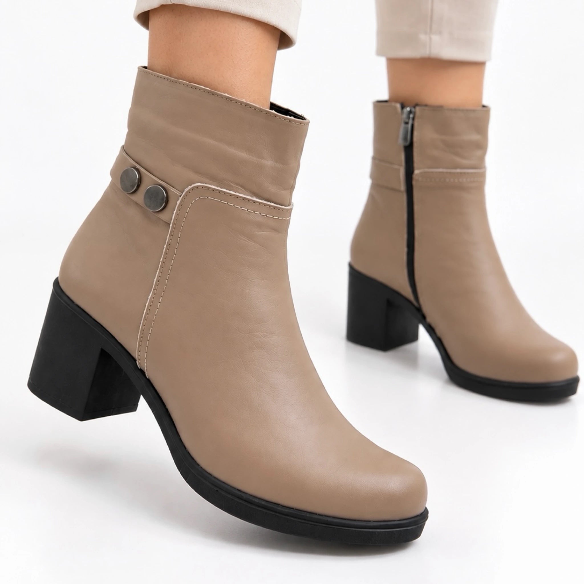 Botine dama Zurich din piele naturala khaki vizon, cu toc gros negru de 7 cm si accesorii metalice laterale
