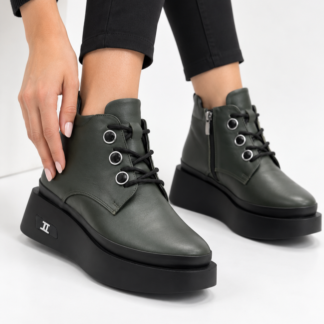 Ghete piele naturala Nuts Green