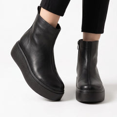 Ghete piele intoarsa Marsilia Black