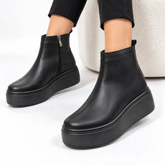 Ghete piele intoarsa Marsilia Black